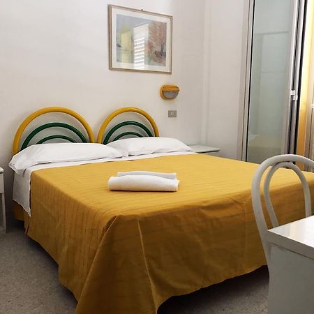 Hotel Vienna Senigallia Dış mekan fotoğraf