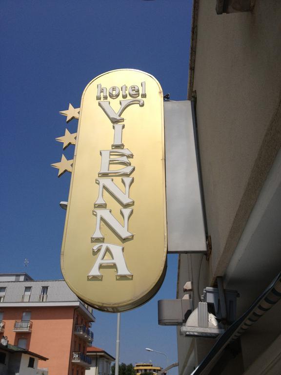 Hotel Vienna Senigallia Dış mekan fotoğraf