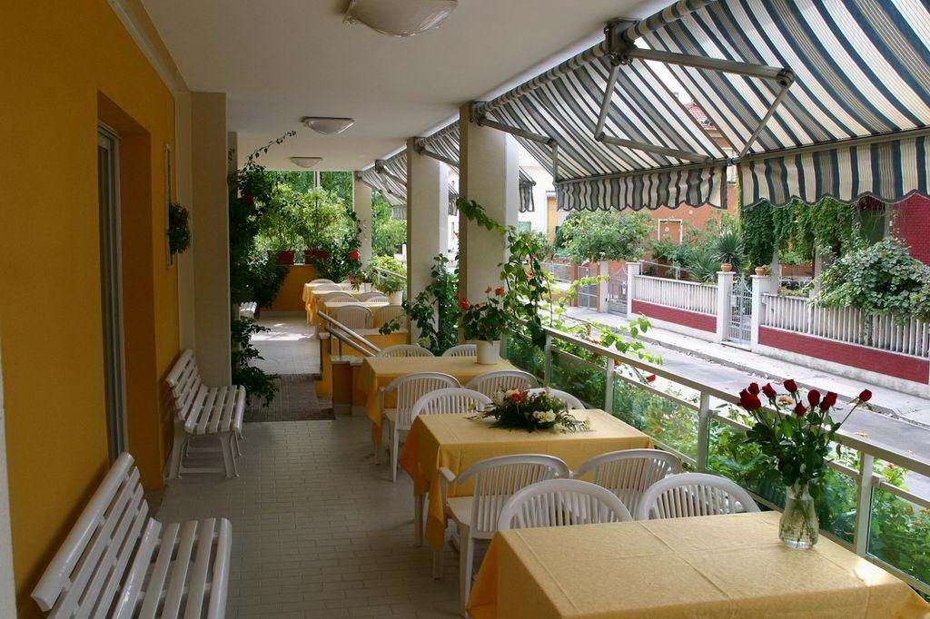 Hotel Vienna Senigallia Dış mekan fotoğraf